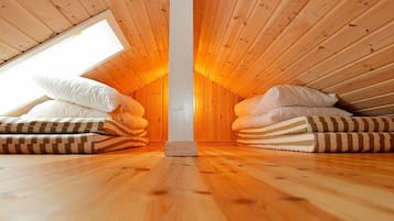 5 Schlafzimmer, Babybetten