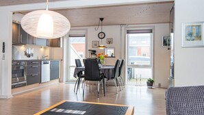 House | Dining