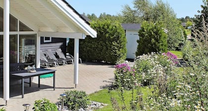 Attractive Holiday Home in Vaggerlose near Sea