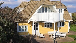 Unclassified image, 3 of 42, button - 10 Person Holiday Home in Blavand (Blavand)