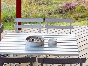 House | Outdoor dining