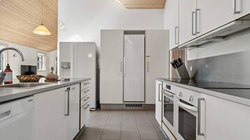 House | Private kitchen | Highchair