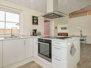 House | Private kitchen | Highchair