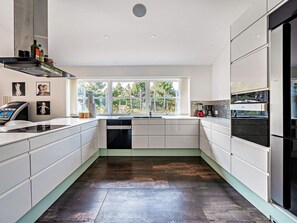 Maison | Cuisine privée | Chaise haute