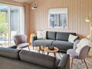 House | Living area - 9 Person Holiday Home in Hjorring (Hjørring)