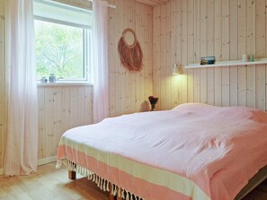 House | 5 bedrooms - 9 Person Holiday Home in Hjorring (Hjørring)