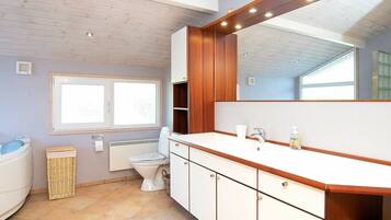 Ferienhaus | Badezimmer