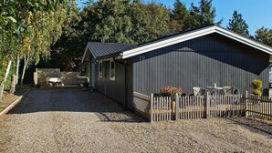Exterior - Beautiful Holiday Home in Skjern With Terrace (Skjern)