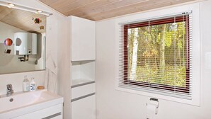 3 Schlafzimmer, Babybetten