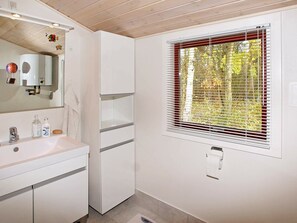 3 Schlafzimmer, Babybetten