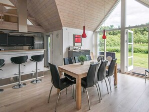 House | Dining