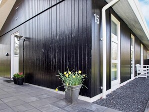 House | Exterior detail - 6 Person Holiday Home in Hemmet (Hemmet)