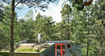 Serene Holiday Home in NexĂž near Sea