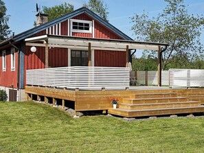 House | Exterior - Holiday Home in Edsbruk (Edsbruk)