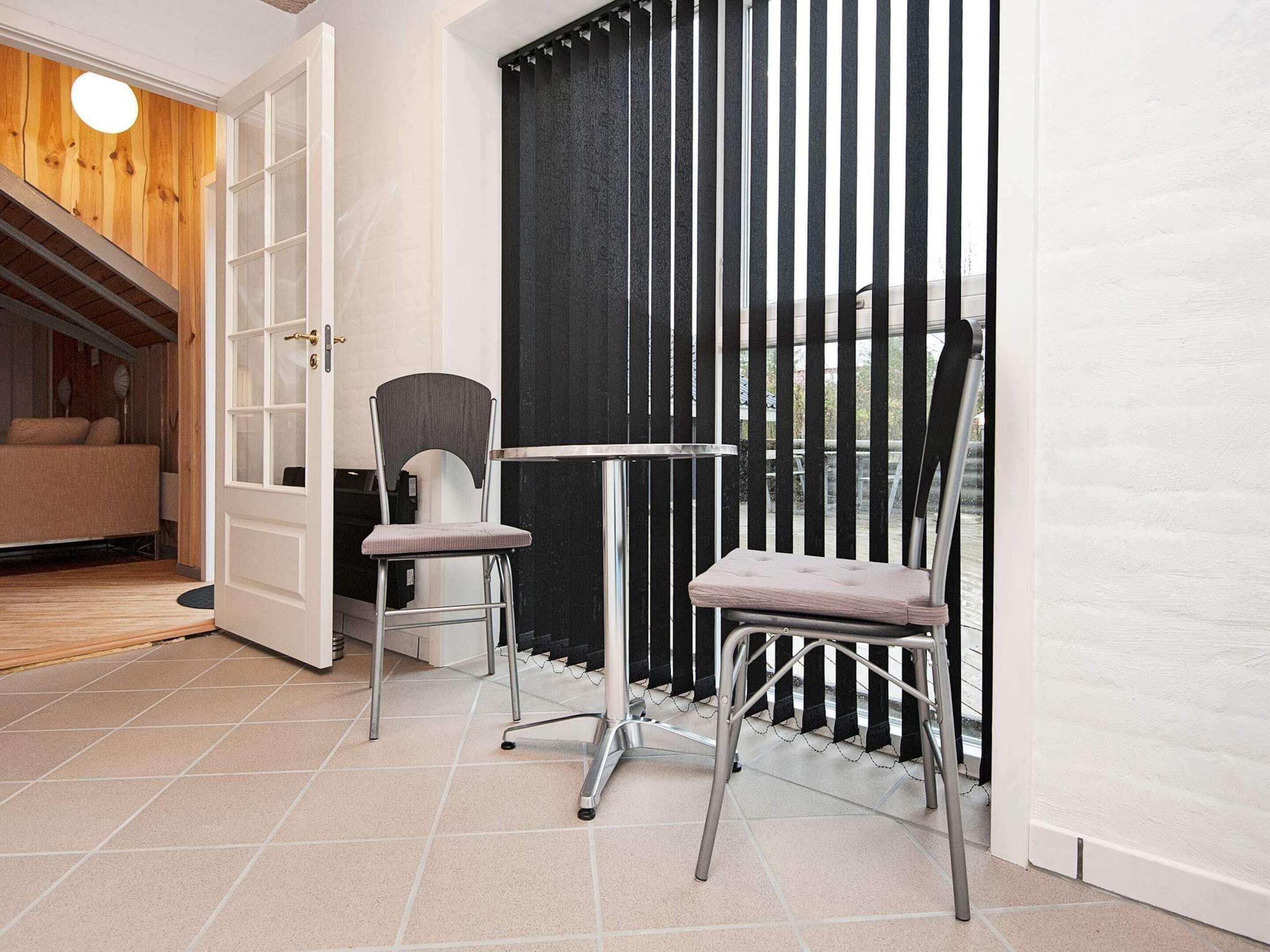 独立别墅 | 泳池 | 室内游泳池，室外游泳池