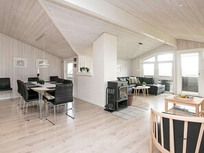 House | Interior - Luxury Beach Retreat - By Traum Ferienwohnungen (Blavand)