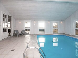 House | Pool | Indoor pool, outdoor pool - Luxury Beach Retreat - By Traum Ferienwohnungen (Blavand)