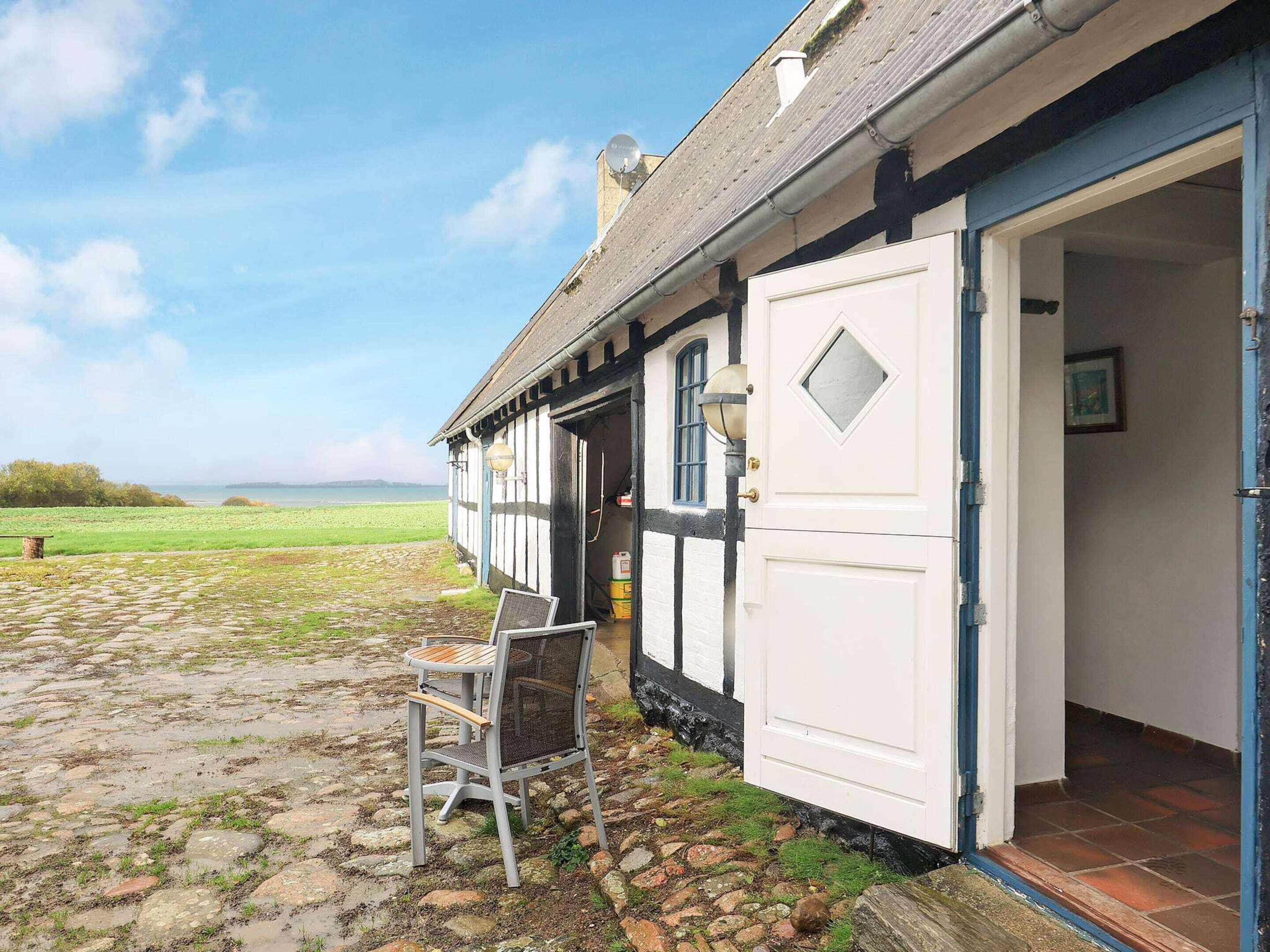 Apartment | Water view