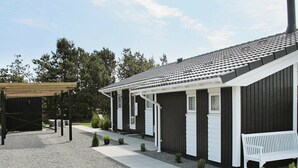 Exterior - Cozy Holiday Home in Vaeggerlose With Whirlpool (Vaeggerlose)