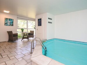 独立别墅 | 泳池 | 室内游泳池,室外游泳池