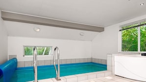 House | Pool - 10 Person Holiday Home in Henne (Henne)