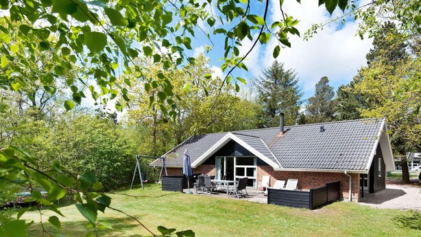 House | Exterior - 10 Person Holiday Home in Henne (Henne)