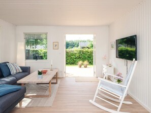 House | Interior - 4 Person Holiday Home in Juelsminde (Horsens)