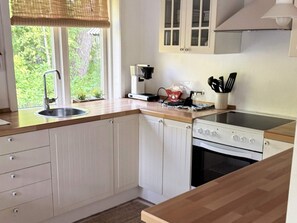 Interior - Rustic Holiday Home in Læsø near Sea (Læsø)