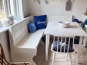 Interior - Rustic Holiday Home in Læsø near Sea (Læsø)