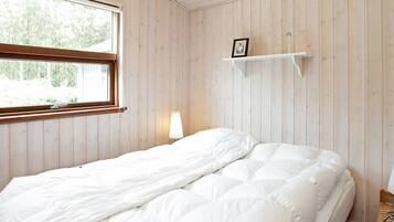 4 soveværelser, baby-/barnesenge