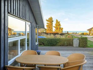 Exterior - Serene Holiday Home in Jutland near Sea (Sæby)