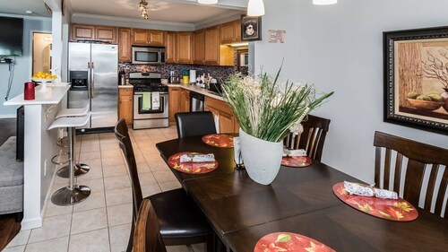 Nice And Neat Home In The Heart Of The Twin Cities