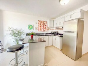 Apartamento, 2 habitaciones, fumadores, balcón | Interior