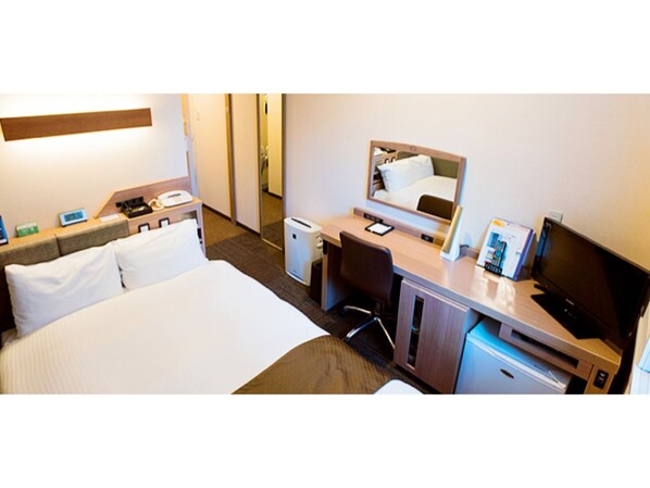 1 chambre, bureau, fer et planche à repasser, Wi-Fi gratuit