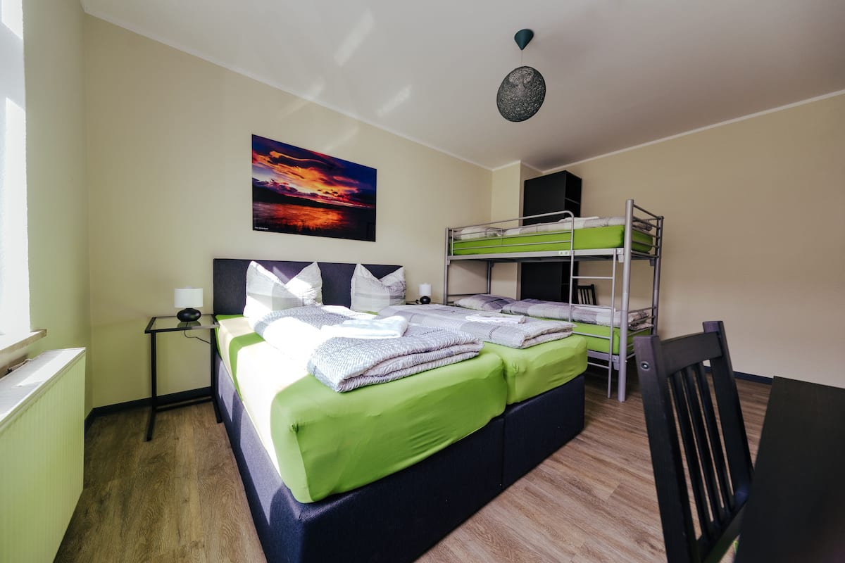 Family Room (4-person) | Free WiFi, bed sheets