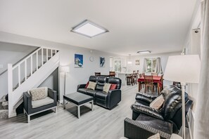 House, 3 Bedrooms, Balcony, Mountain View | Living area | Fireplace - Snowline Cabin #49 - A Newly Remodeled Cabin Perfect for Your Family Retreat (Deming)