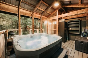 House, 3 Bedrooms, Balcony, Mountain View | Bathroom