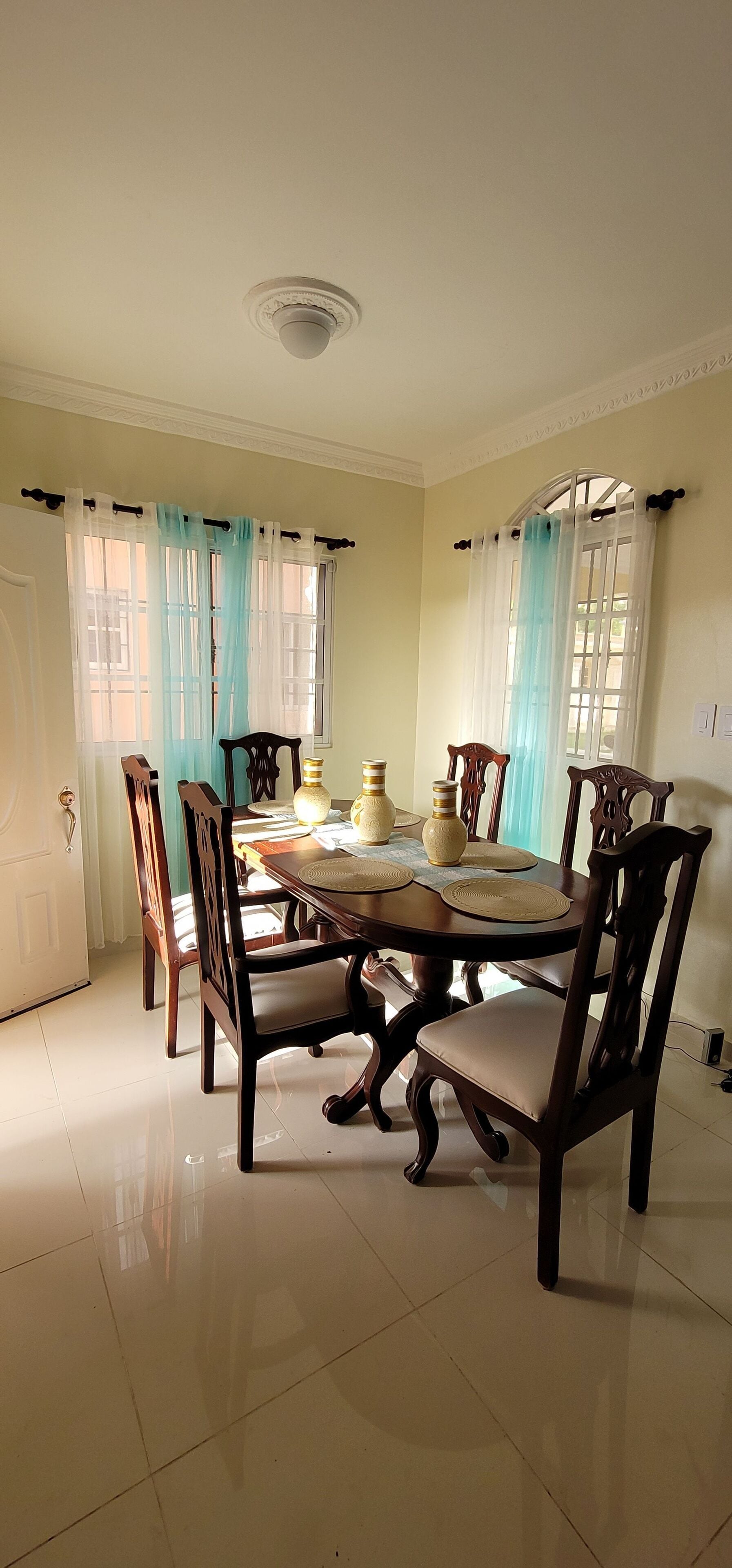 House, 2 Bedrooms, Balcony | Dining room