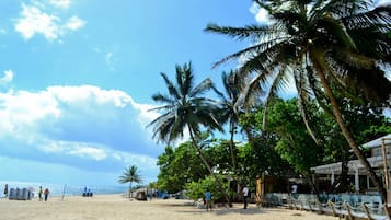 House, 2 Bedrooms, Balcony | Beach