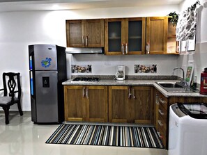 Apartemen, 1 kamar tidur, Boleh Merokok, balkon | Interior