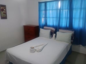 Shared Dormitory, 1 Bedroom, Smoking, Balcony | 1 bedroom, Internet - Room-room With fan use Bavaro Punta Cana (Punta Cana)
