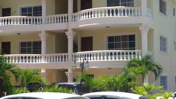 Shared Dormitory, 1 Bedroom, Smoking, Balcony | Balcony