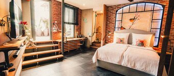 36 フォー コー オテル & スイーツ