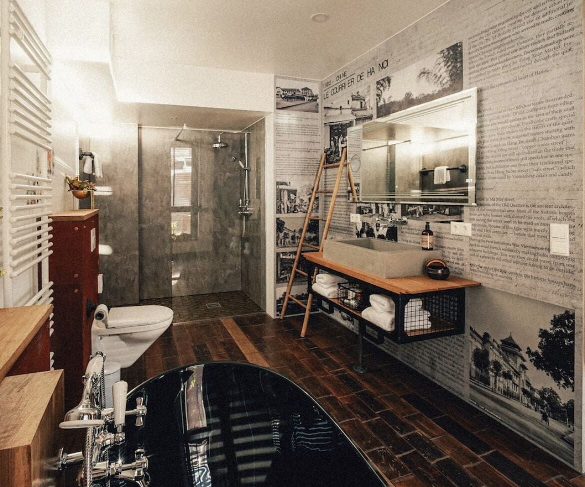 design double room | bathroom | shower, rainfall showerhead, towels