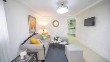 Condo, 3 Bedrooms, Smoking, Balcony | Living room