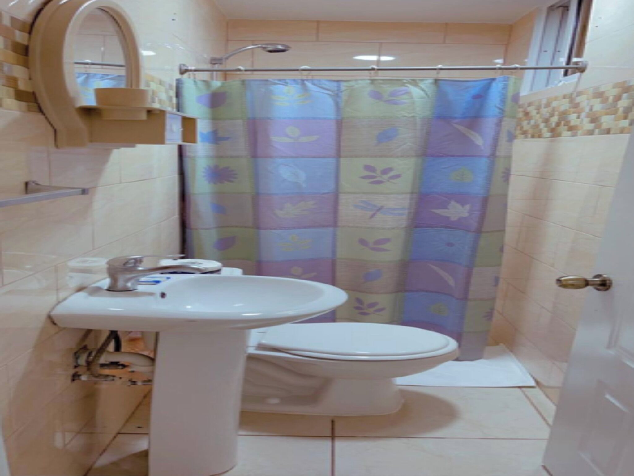 Condo, 3 Bedrooms, Smoking, Balcony | Bathroom amenities | Shower