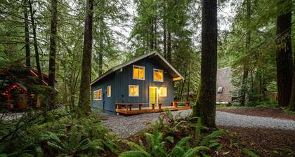 Snowline Cabin 66 - Hot Tub - Wi-fi - 3 Bedroom - Sleeps 10