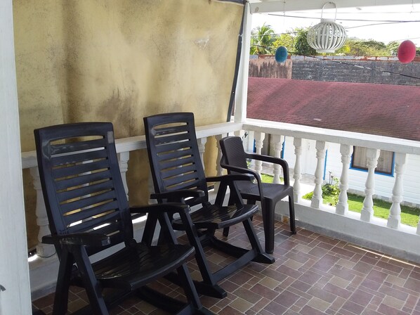 Balcony - Room-green Sea Villa Helen Inn Located a (San Andrés)
