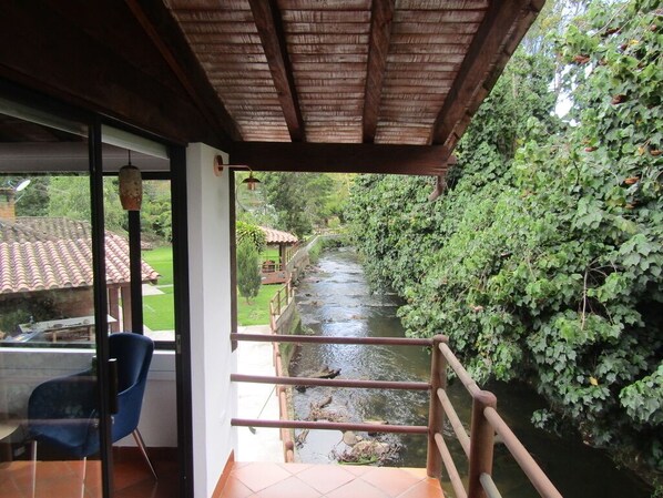 Property grounds - River Front Cabains (Retiro)