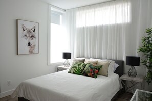 5 bedrooms, desk, iron/ironing board, free WiFi